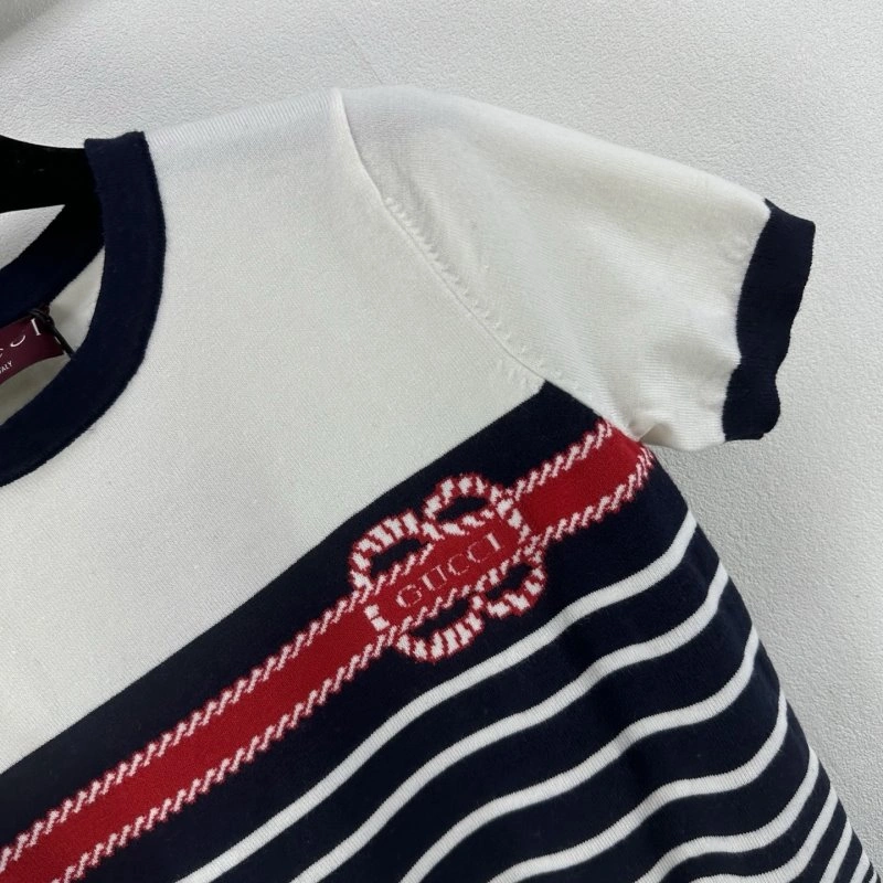 Gucci T-Shirts Versatile 124406