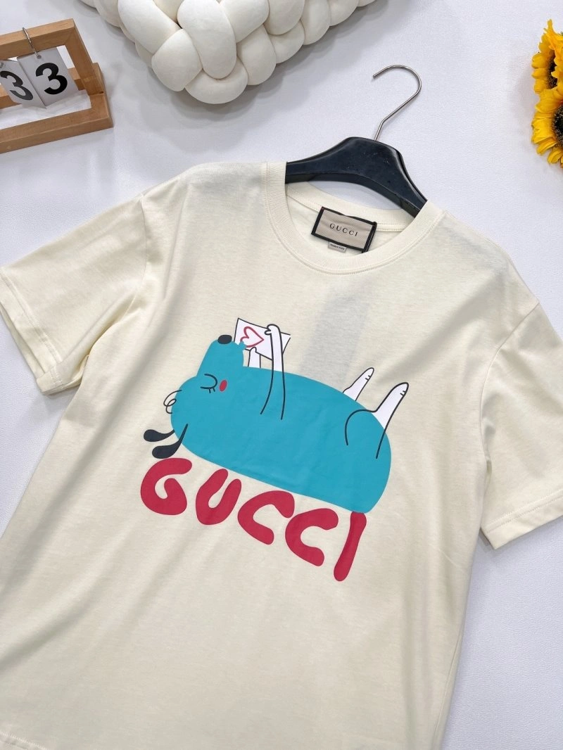 Gucci T-Shirts WrinkleFree 124376