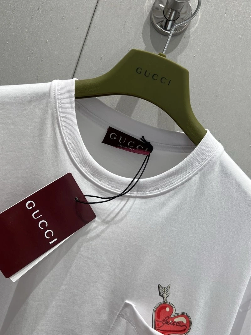 Gucci T-Shirts Casual 124396