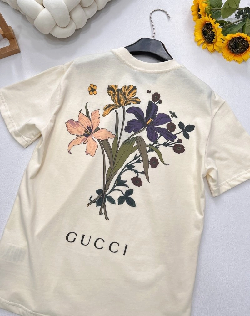 Gucci T-Shirts SoftTouch 124377