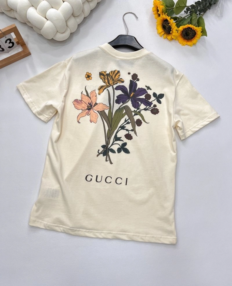 Gucci T-Shirts SoftTouch 124377