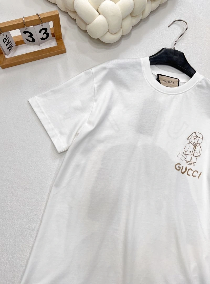 RelaxedFit Gucci T-Shirts 124402