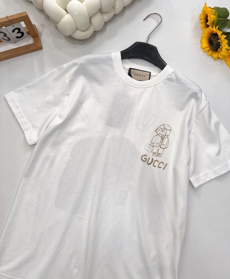 RelaxedFit Gucci T-Shirts 124402