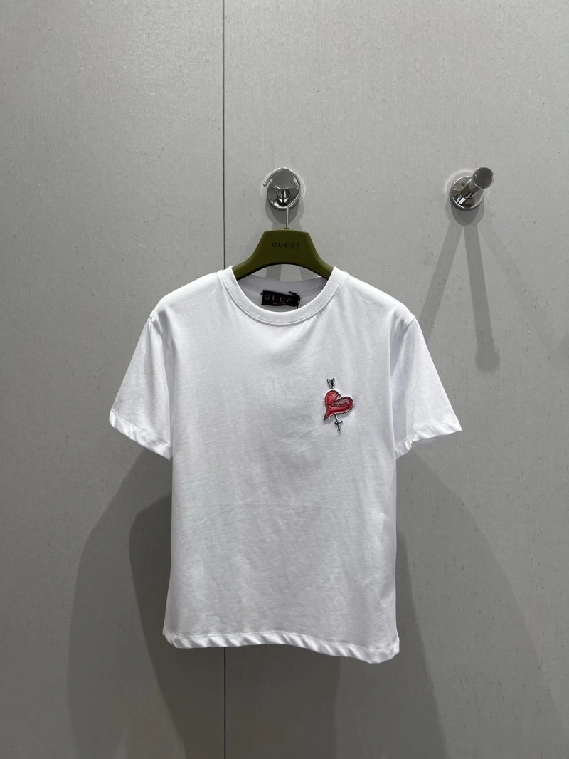 Gucci T-Shirts Fashionable 124374