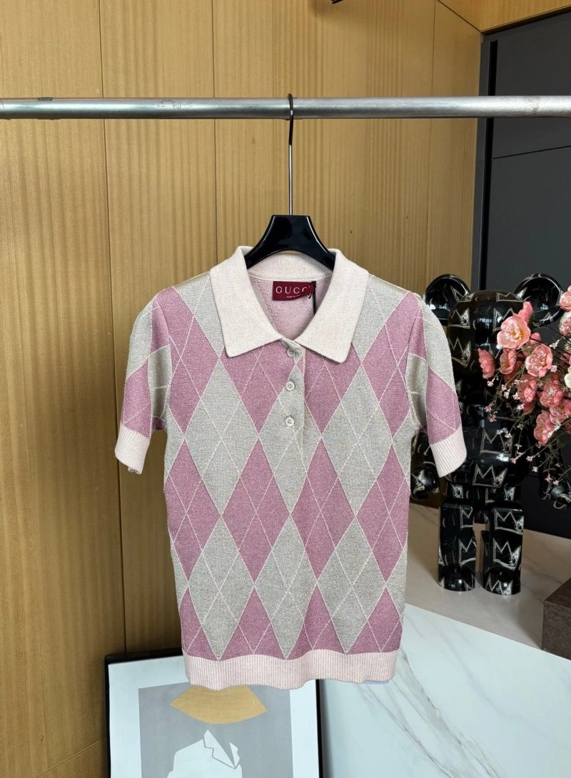 Gucci T-Shirts TimelessDesign 124369