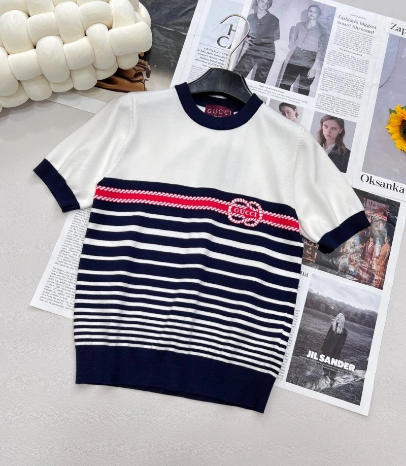 Gucci T-Shirts Comfortable 124365