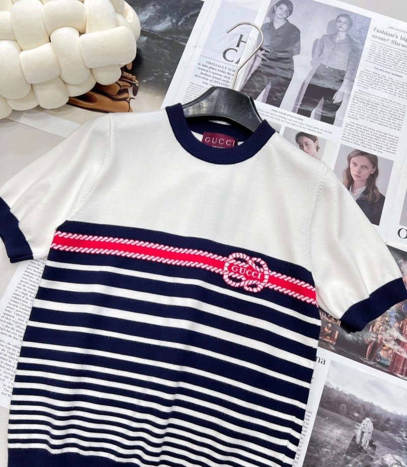 Gucci T-Shirts Comfortable 124365