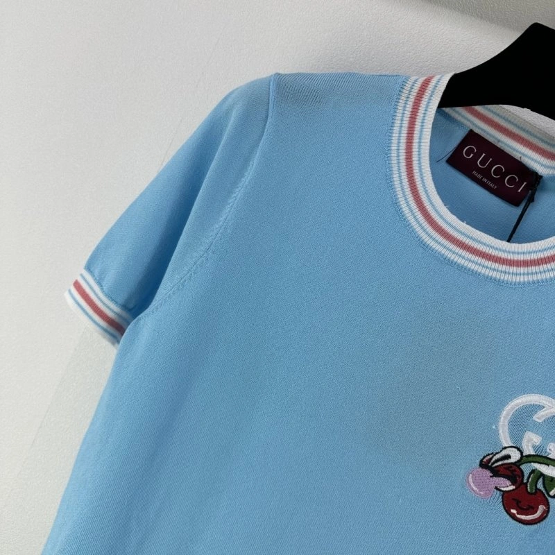Unisex Gucci T-Shirts 124360