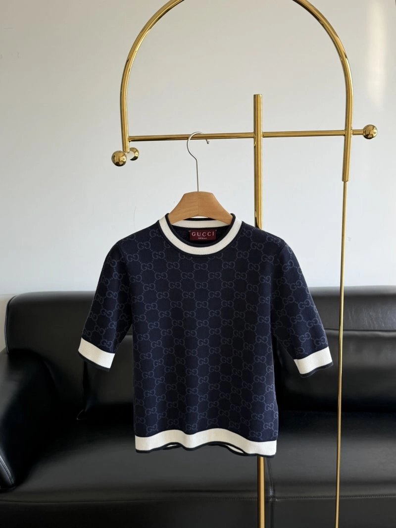 Tailored Gucci T-Shirts 124358