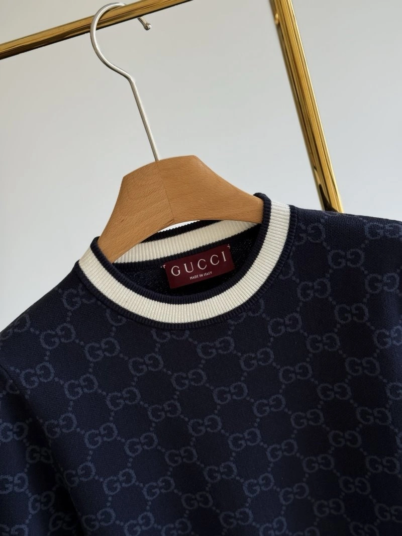 Tailored Gucci T-Shirts 124358