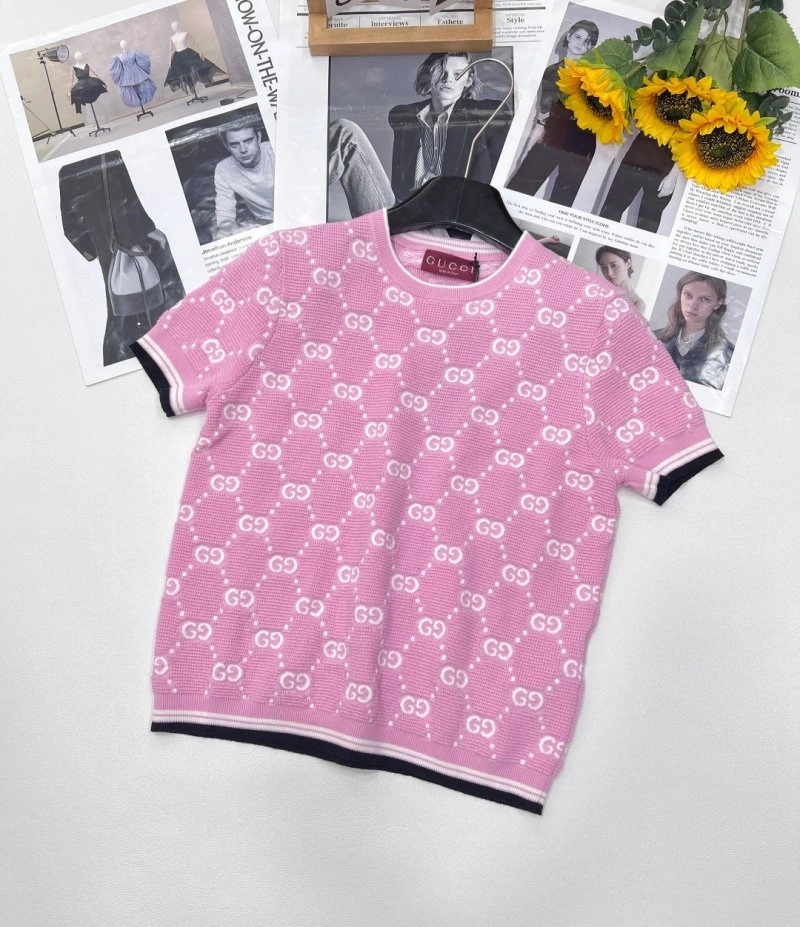 Elegant Gucci T-Shirts 124348