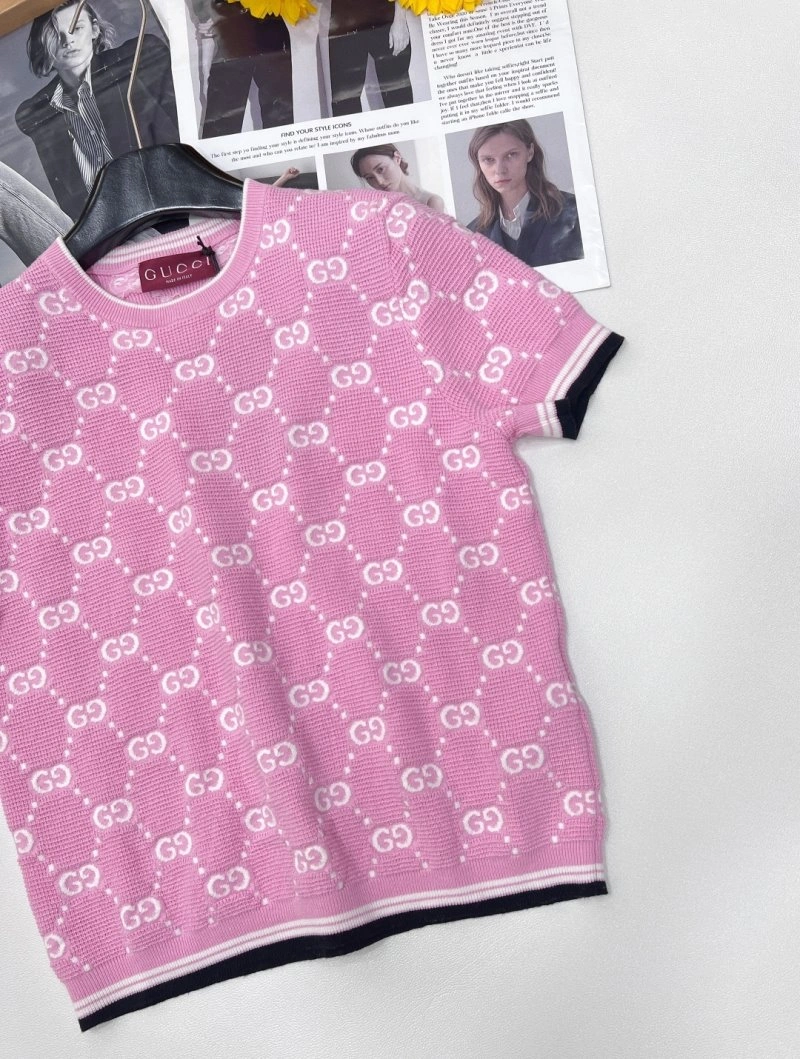 Elegant Gucci T-Shirts 124348