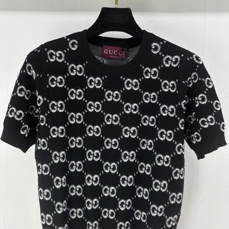 Gucci T-Shirts Durable 124344