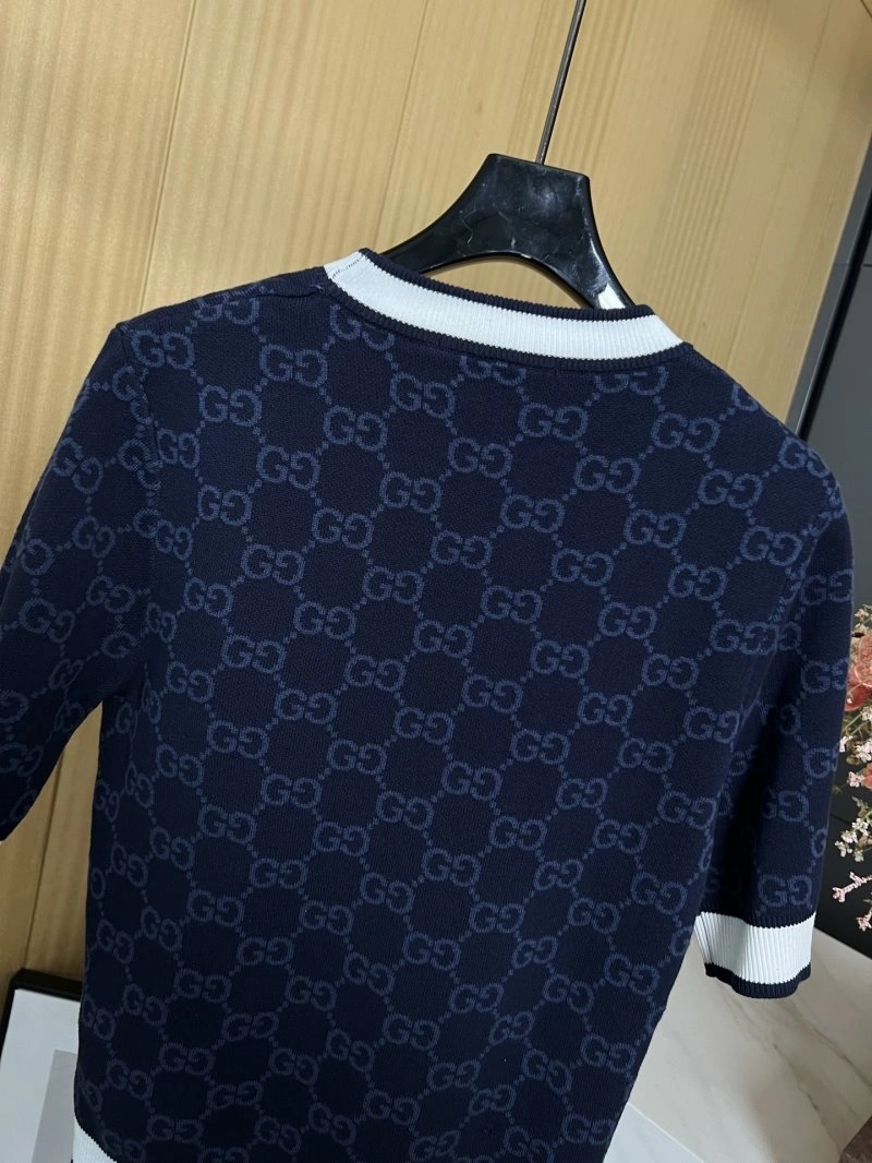 Contemporary Gucci T-Shirts 124331