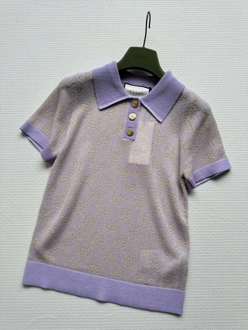 Vibrant Gucci T-Shirts 124328