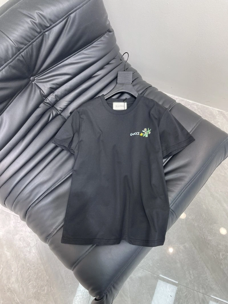 Comfortable Gucci T-Shirts 124322