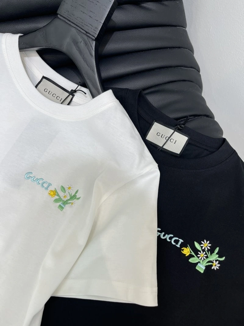 Comfortable Gucci T-Shirts 124322
