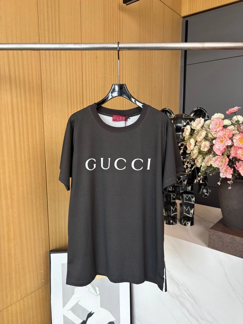 Neat Gucci T-Shirts 124314