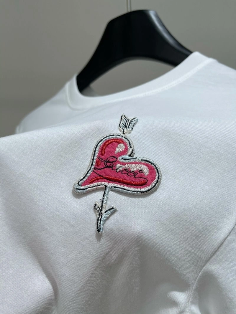 EyeCatching Gucci T-Shirts 124301