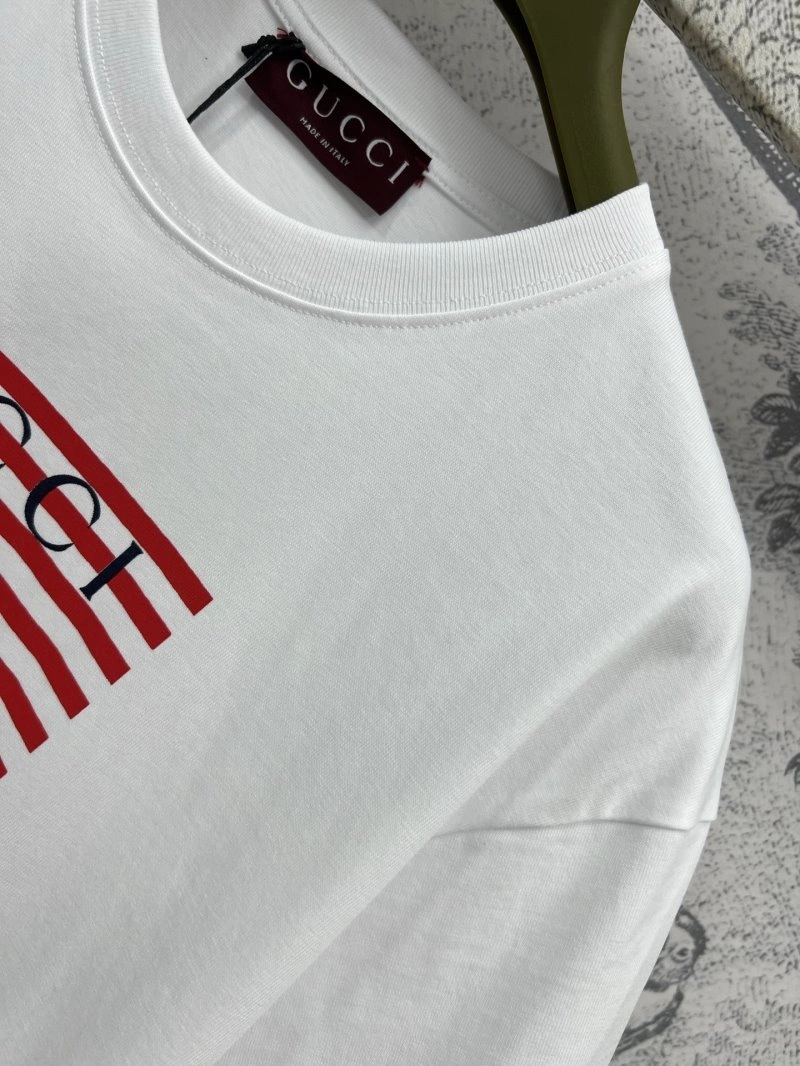 MultiPurpose Gucci T-Shirts 124300