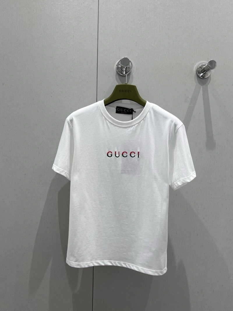 Gucci T-Shirts Minimalist 124304