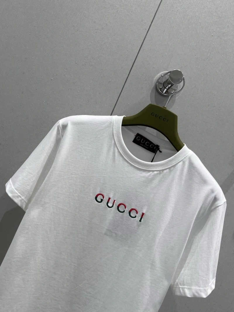 Gucci T-Shirts Minimalist 124304