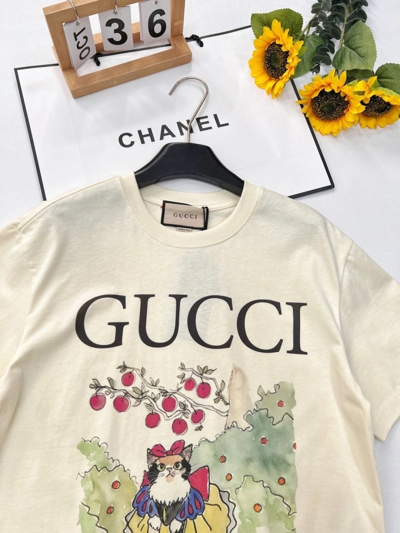 Gucci T-Shirts FreshLook 124308