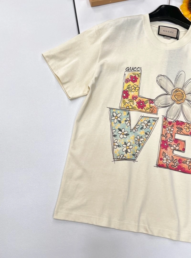 Timeless Gucci T-Shirts 124291