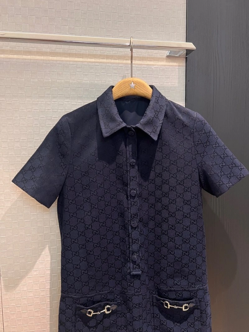 Versatile Gucci T-Shirts 124288