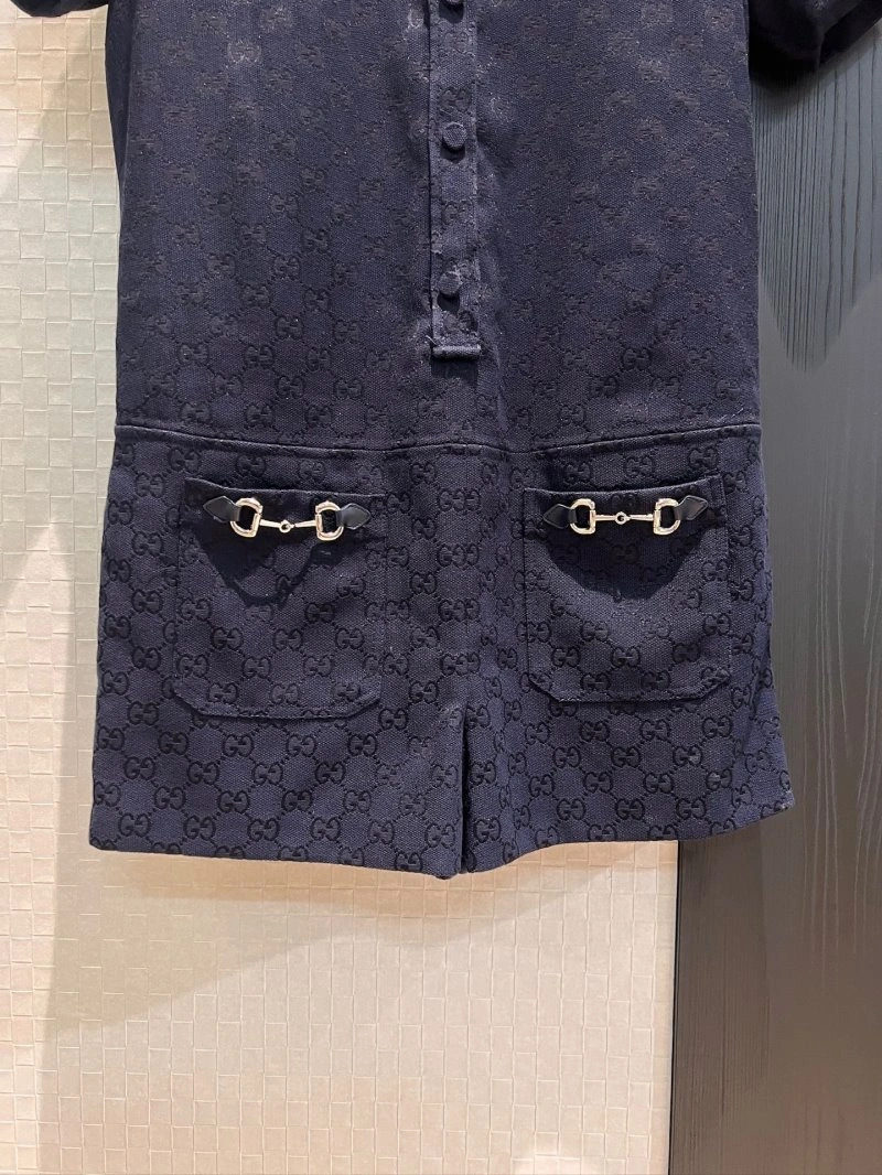 Versatile Gucci T-Shirts 124288