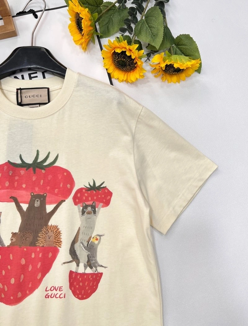 Gucci T-Shirts EasyMatch 124256