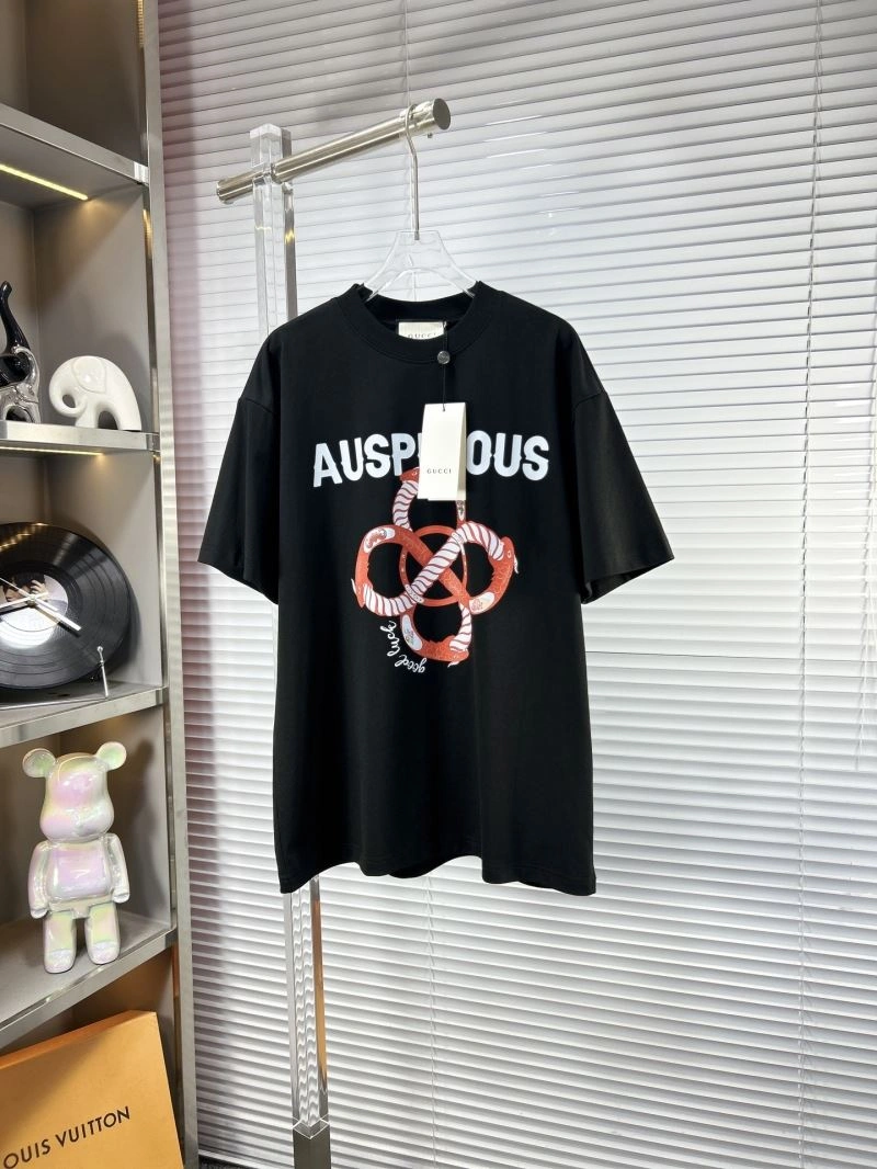 Fashionable Gucci T-Shirts 127213