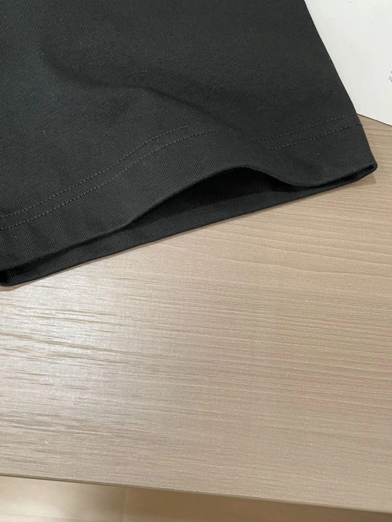 UrbanChic Gucci T-Shirts 127224