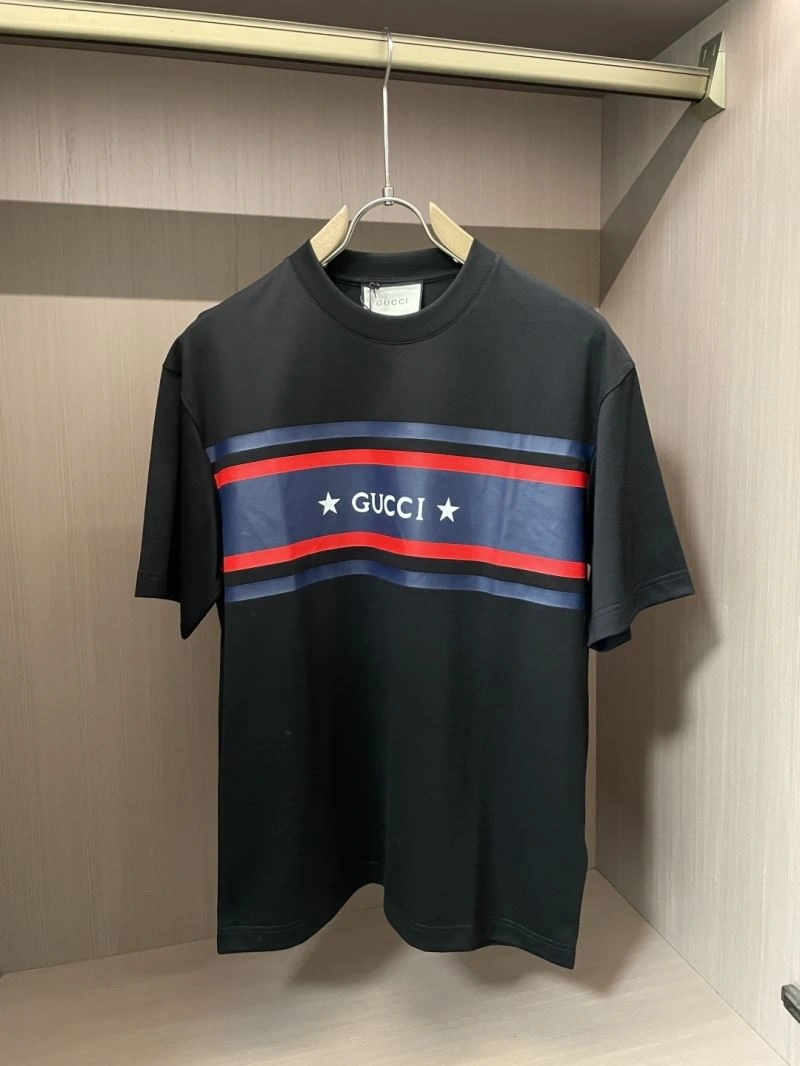 Gucci T-Shirts Youthful 127232