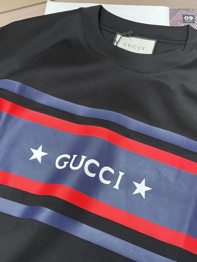 Gucci T-Shirts Youthful 127232