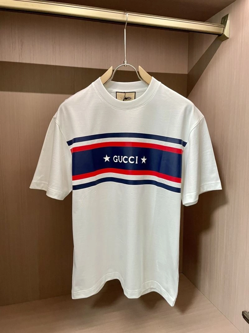 Gucci T-Shirts Youthful 127232