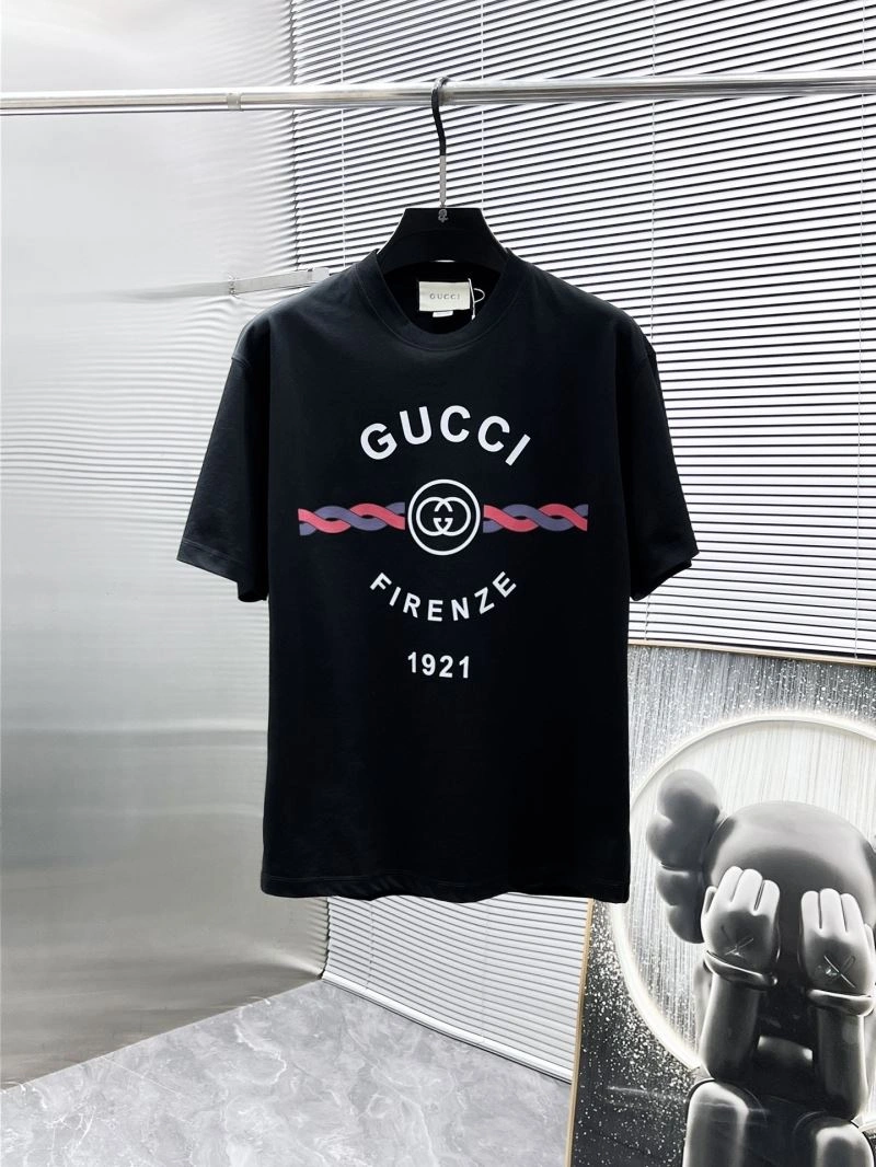 Lightweight Gucci T-Shirts 127206