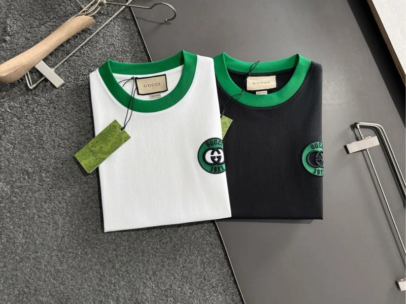 Gucci T-Shirts Versatile 127178