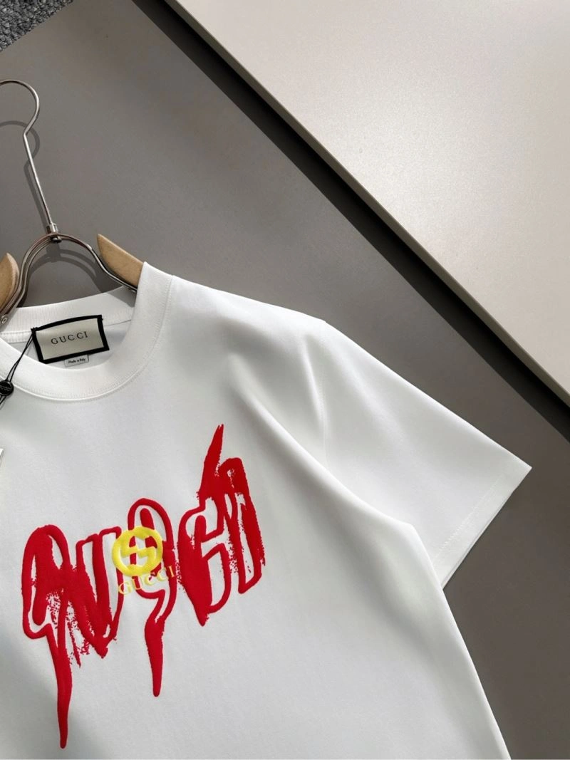 Gucci T-Shirts Breathable 127170