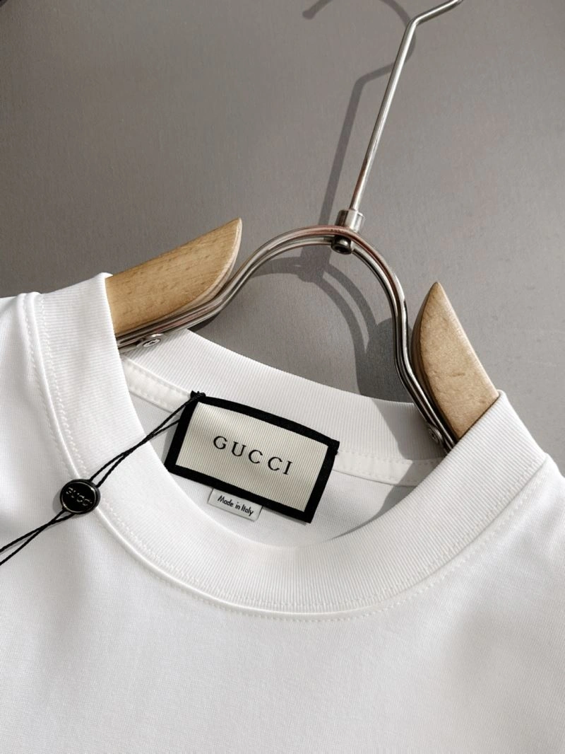 Gucci T-Shirts Breathable 127170