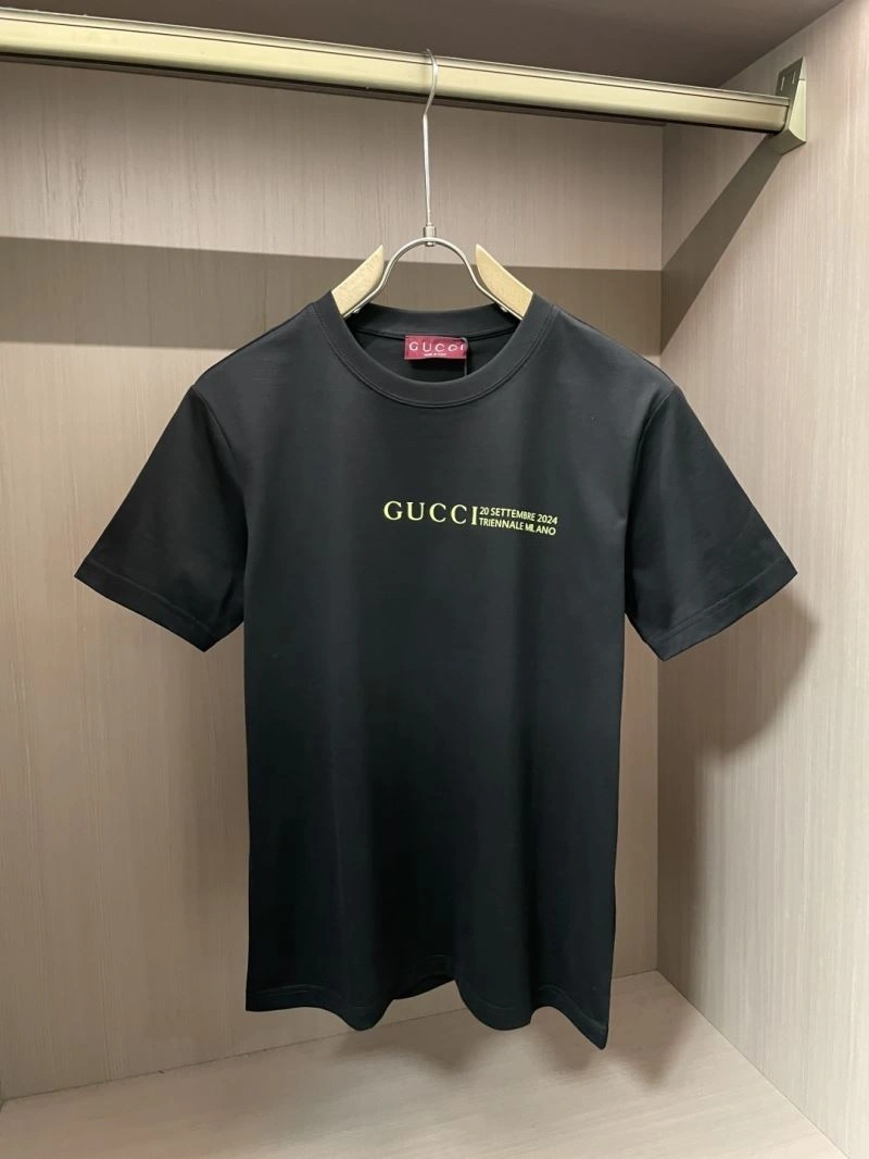 Packable Gucci T-Shirts 127169