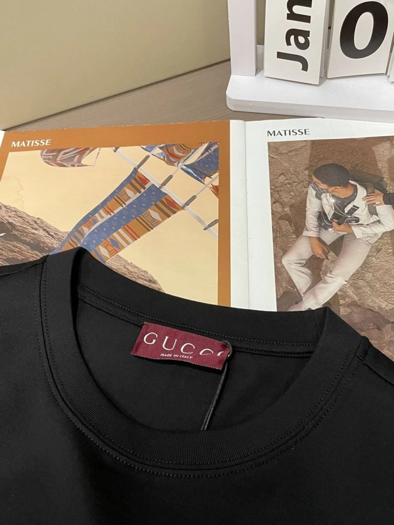 Packable Gucci T-Shirts 127169