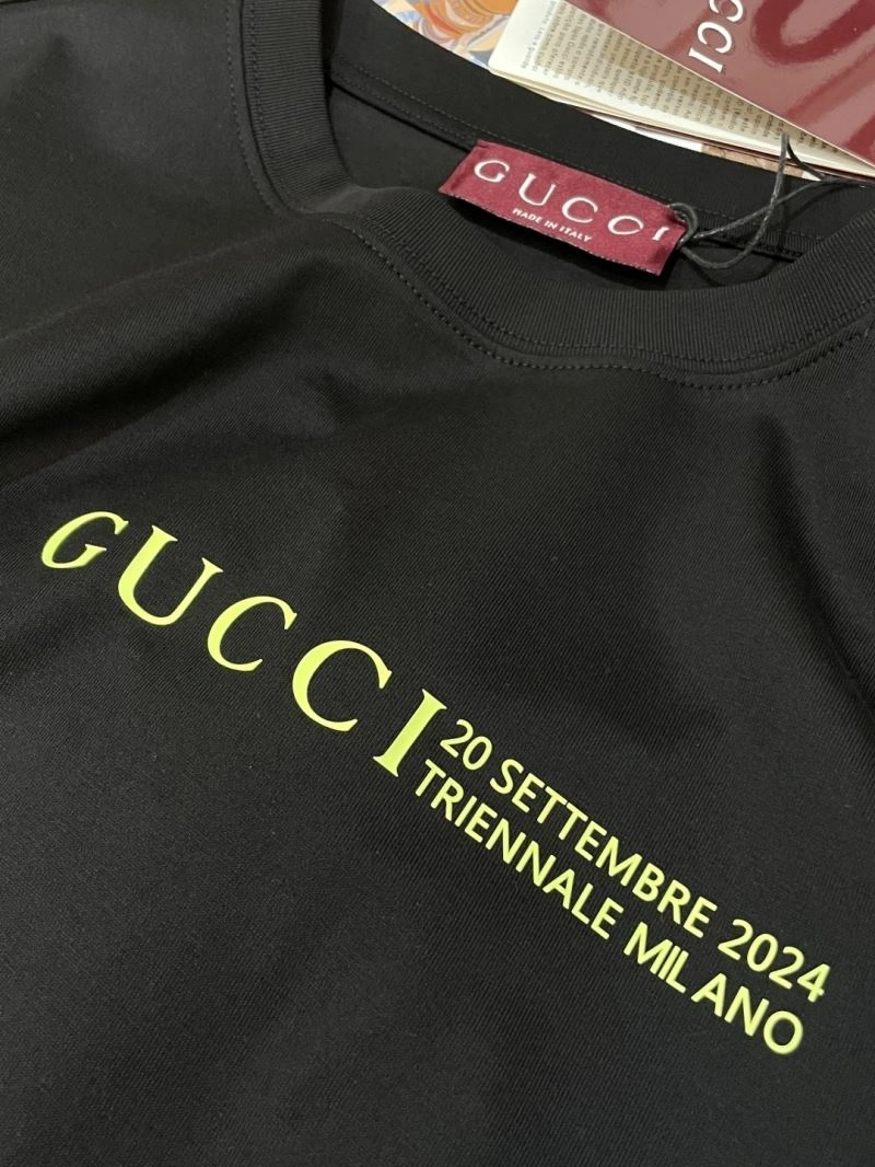 Packable Gucci T-Shirts 127169