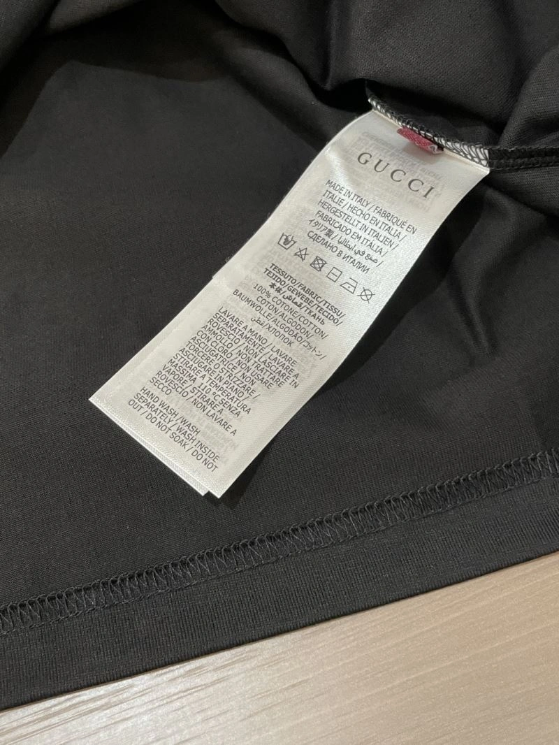 Packable Gucci T-Shirts 127169