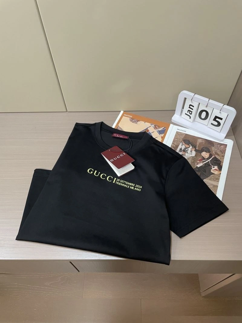 Packable Gucci T-Shirts 127169