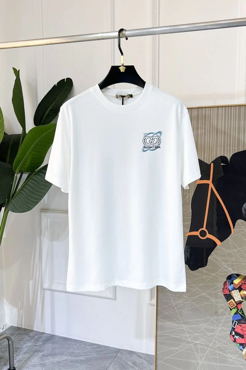WeatherProof Gucci T-Shirts 127138