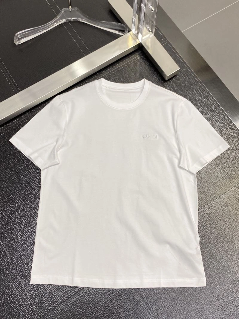 Gucci T-Shirts Sustainable 127137