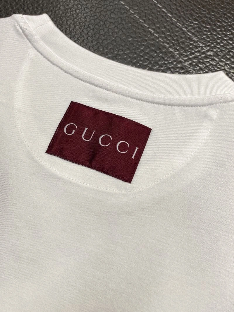 Gucci T-Shirts Sustainable 127137