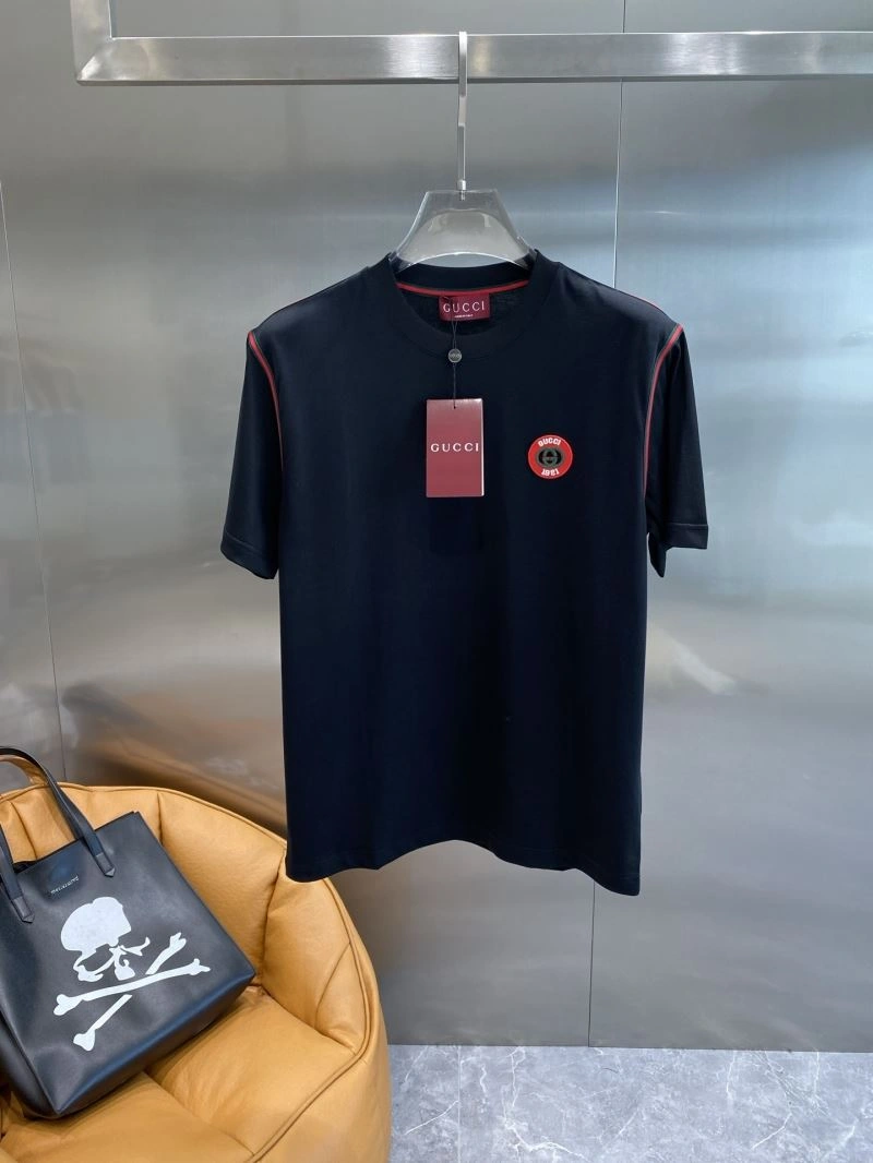 Gucci T-Shirts Comfortable 127147