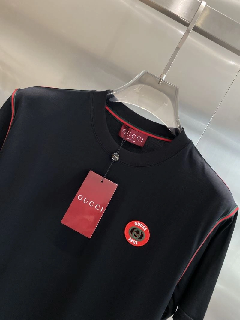 Gucci T-Shirts Comfortable 127147
